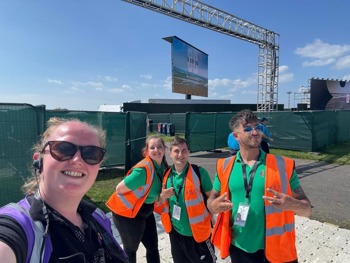 Group Selfie Stage