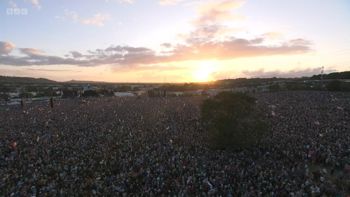 Crowd in front of Pyramid stage.JPG