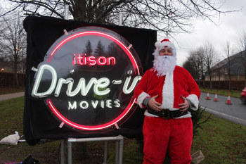 Christmas_drive_in_movies_loch_lomond_stewards_05.jpg