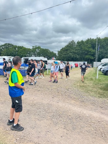 Crew Directing Traffic (9)